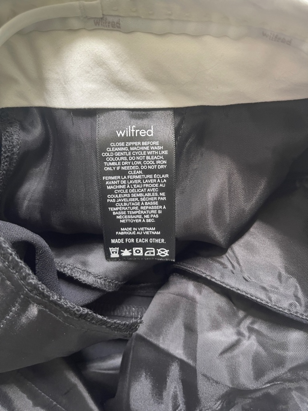 Aritzia Wilfred Effortless Pant Trousers High Waisted Pleated Black - Picture 5 of 6